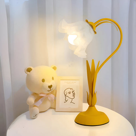 French Antique-Style Table Lamp – Decorative Flower Design Lamp for Bedroom & Living Room