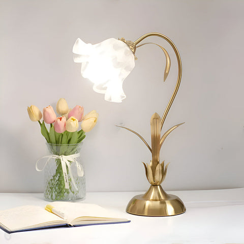 French Antique-Style Table Lamp – Decorative Flower Design Lamp for Bedroom & Living Room