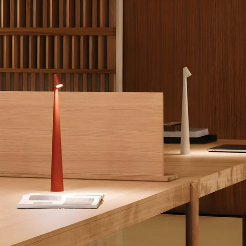 Wireless LED Table Lamp – Dimmable Modern Design